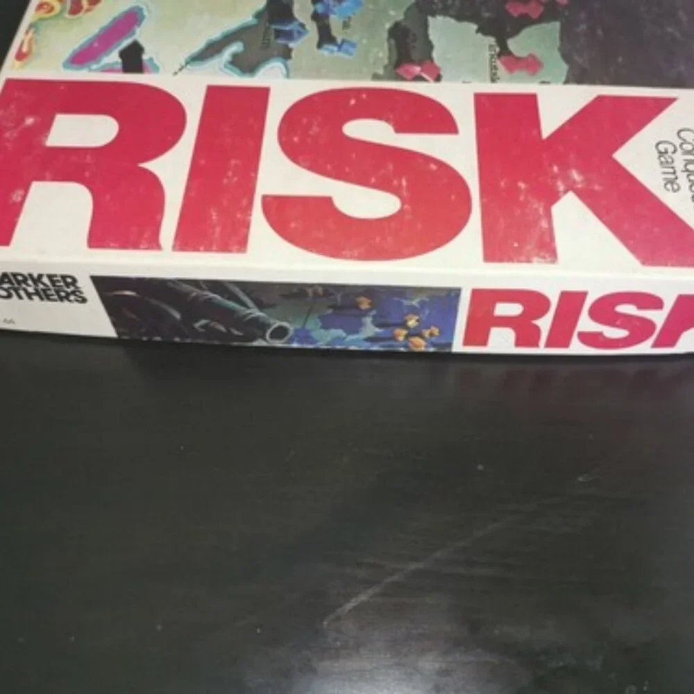 VTG 1980 Parker Brothers RISK World Conquest Board Game